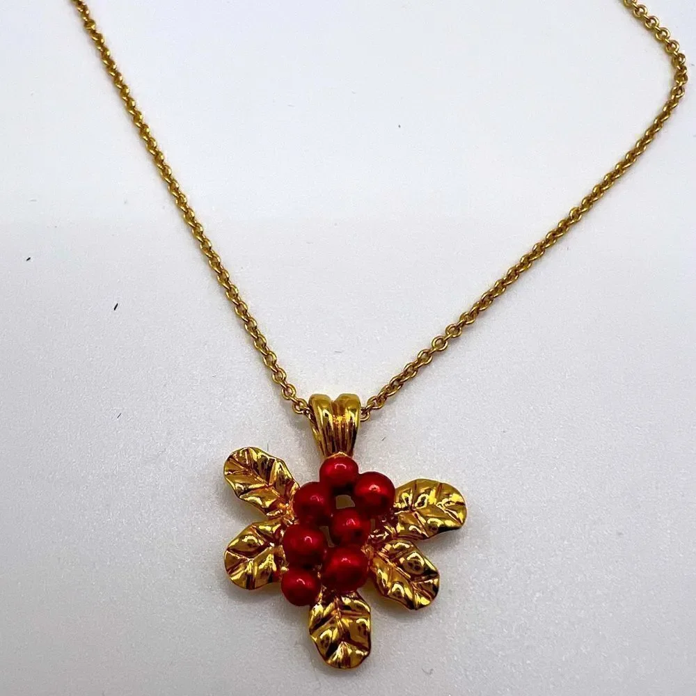 *3/$20* Dainty gold tone holly necklace Christmas holiday
